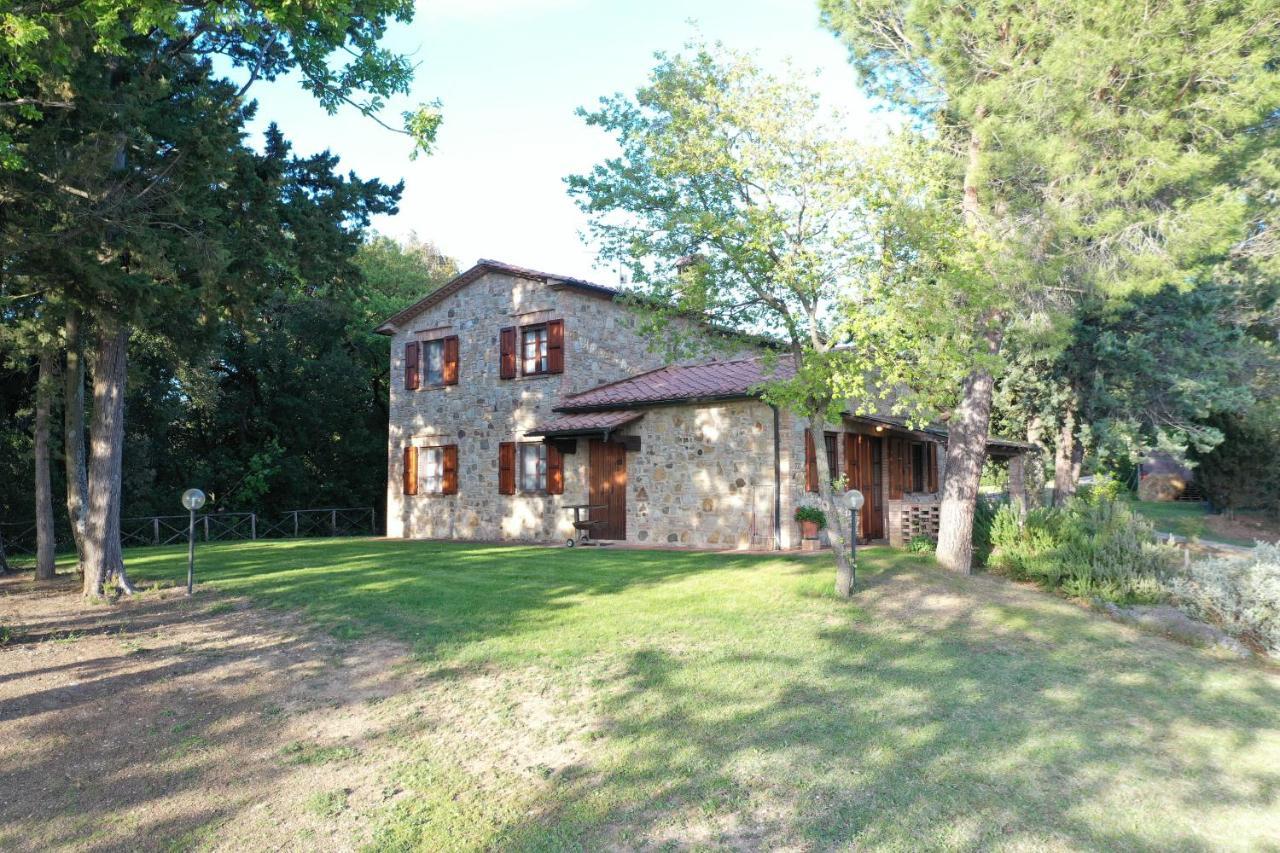 Agriturismo San Michele Volterra Bagian luar foto